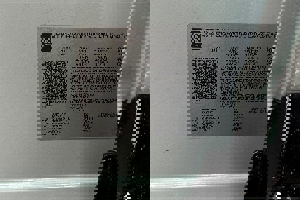 New 2026 Chevrolet Equinox EV RS image 27