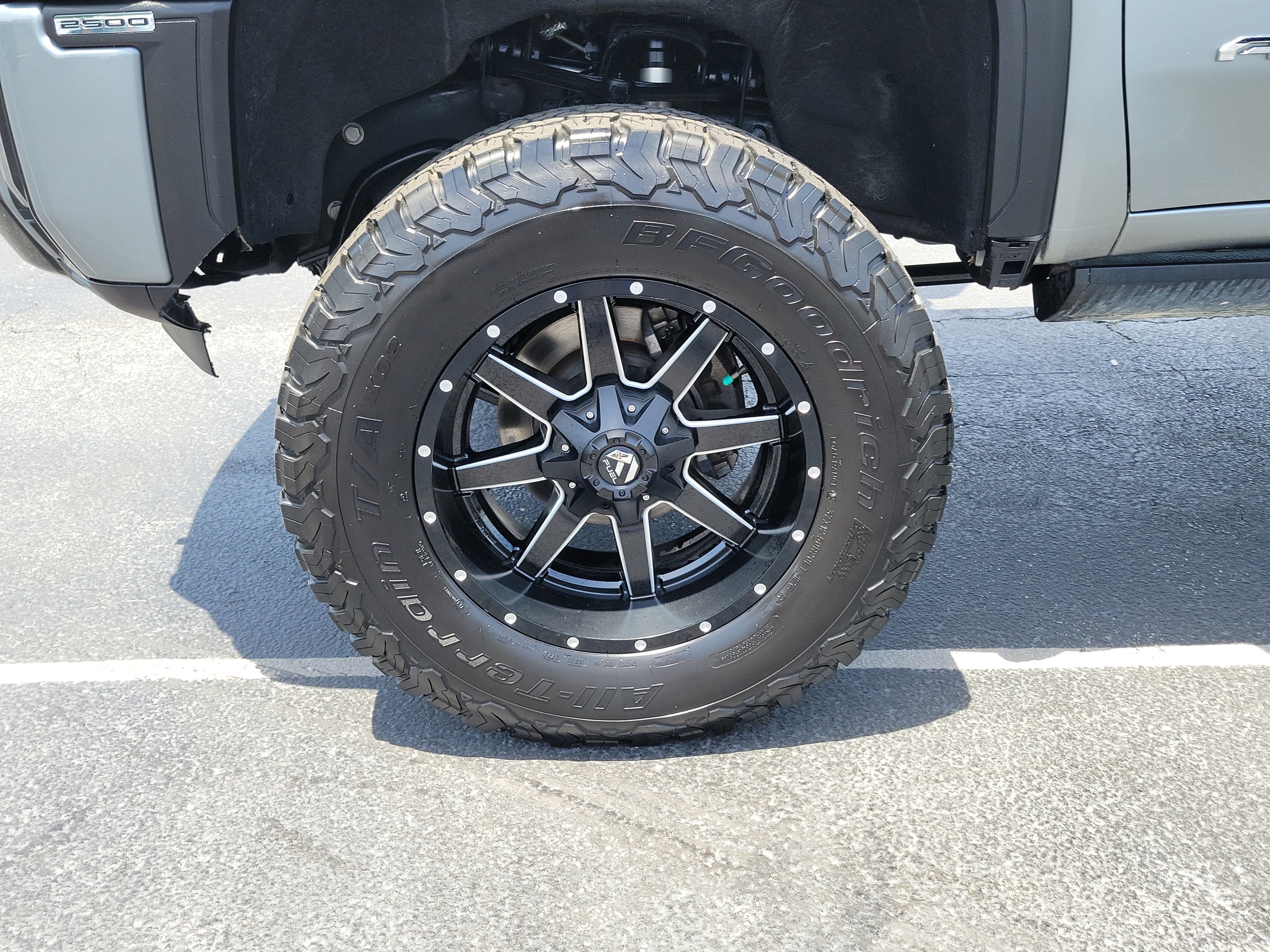 Used 2024 GMC Sierra 2500 AT4 w/ AT4 Premium Plus Package AWD/4WD image 5