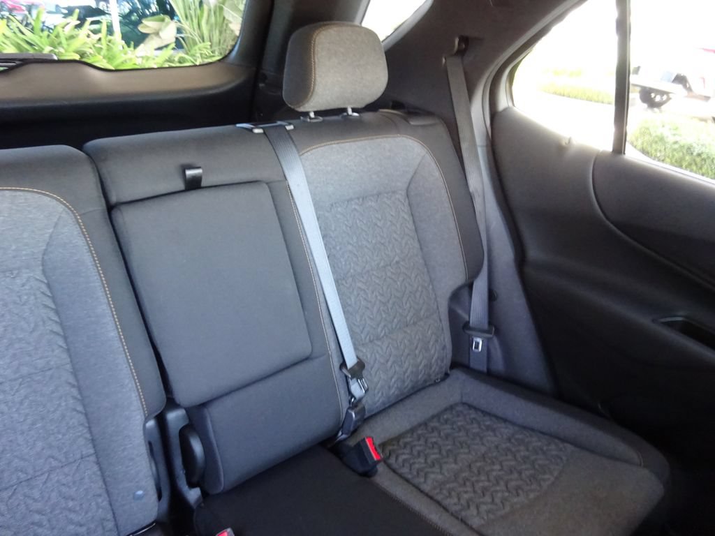 Certified 2024 Chevrolet Equinox LT FWD image 17