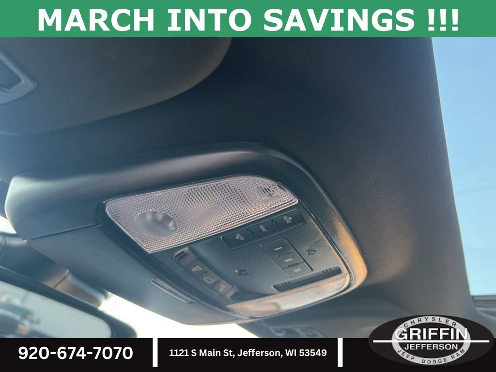 Used 2023 Dodge Durango GT image 25