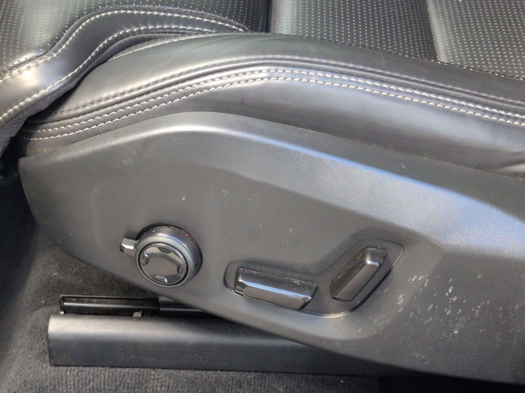 Used 2022 Volvo XC60 B5 Inscription w/ Advanced Package image 25