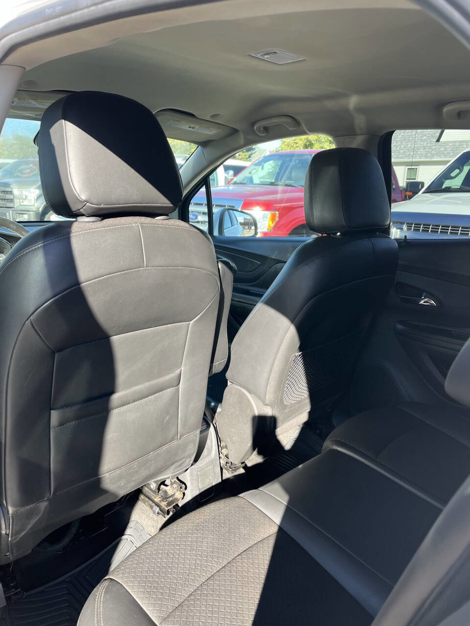 Used 2019 Buick Encore Sport Touring AWD/4WD image 13