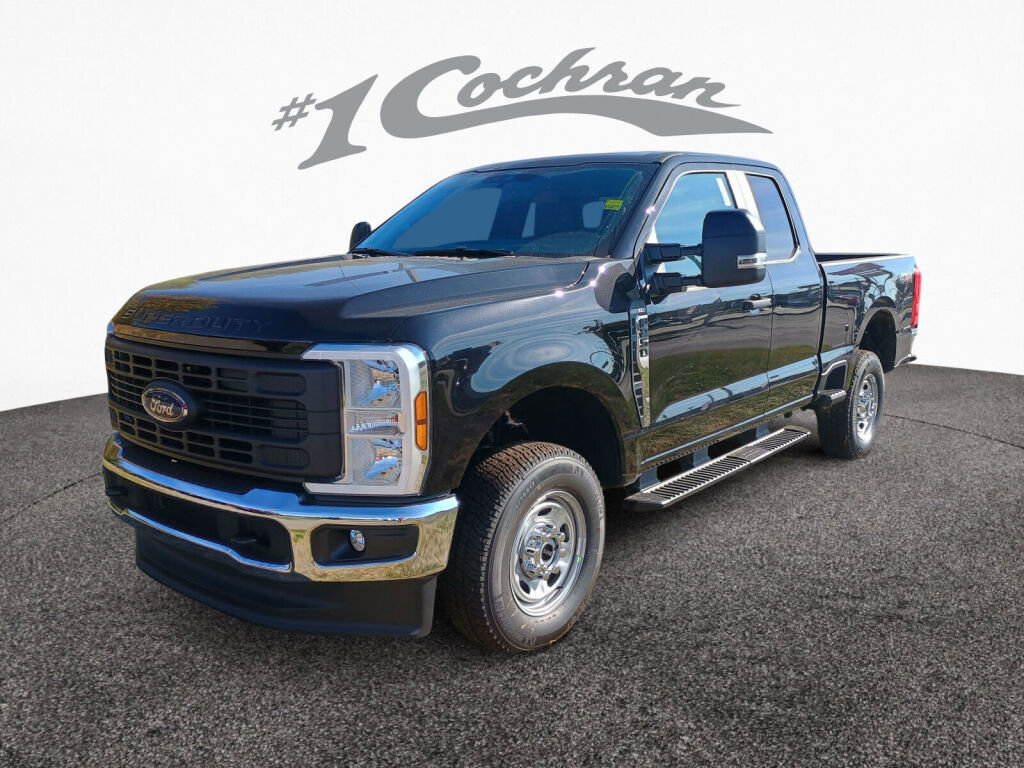 New 2026 Ford F250 XL w/ XL Chrome Package image 3