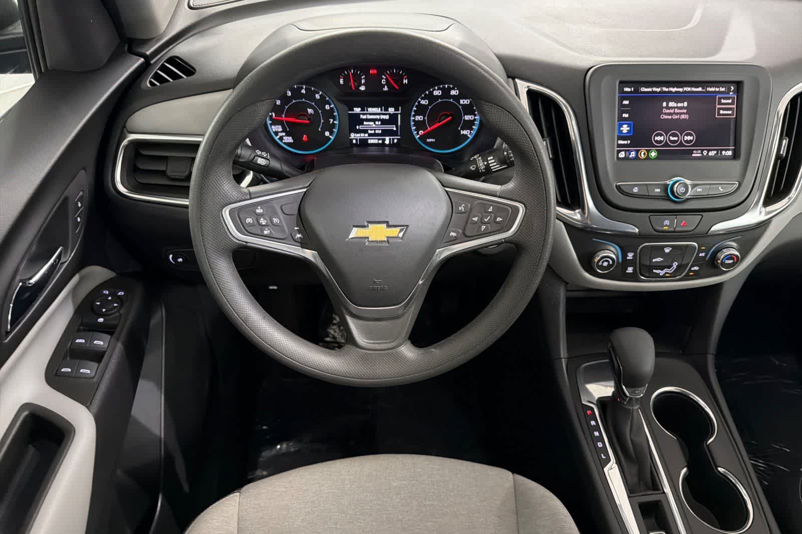 Used 2023 Chevrolet Equinox LS FWD image 14