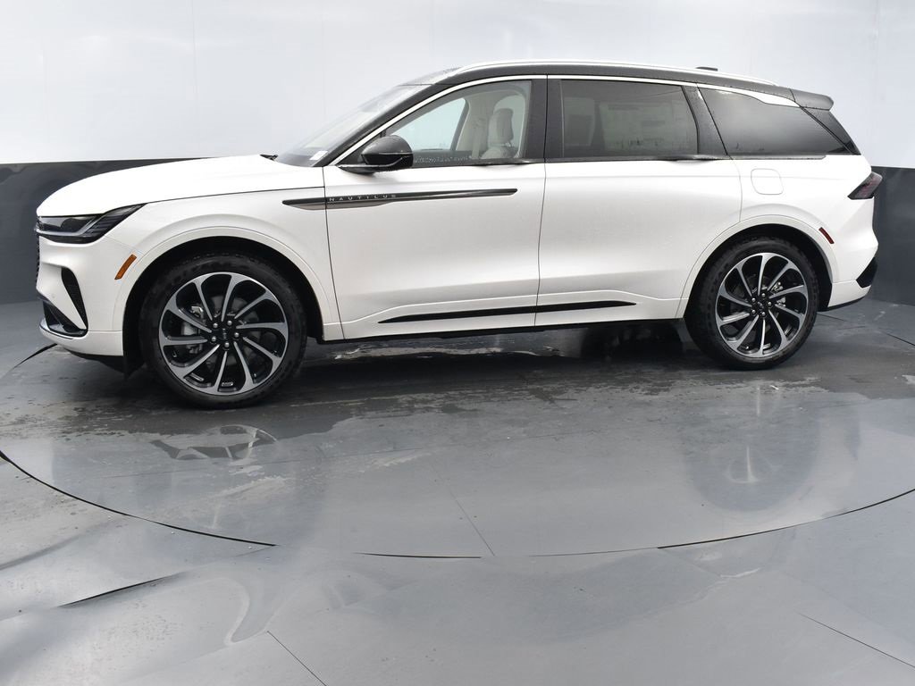 New 2026 Lincoln Nautilus Black Label image 17