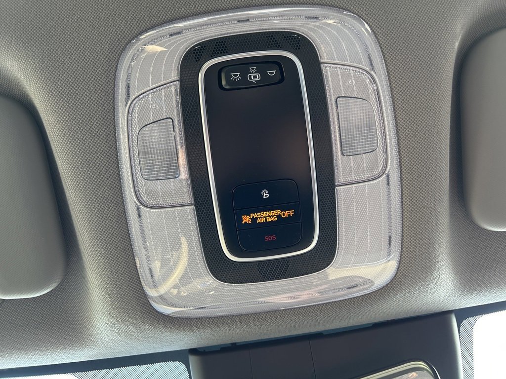 Certified 2021 Hyundai Elantra SEL w/ Convenience Package image 17