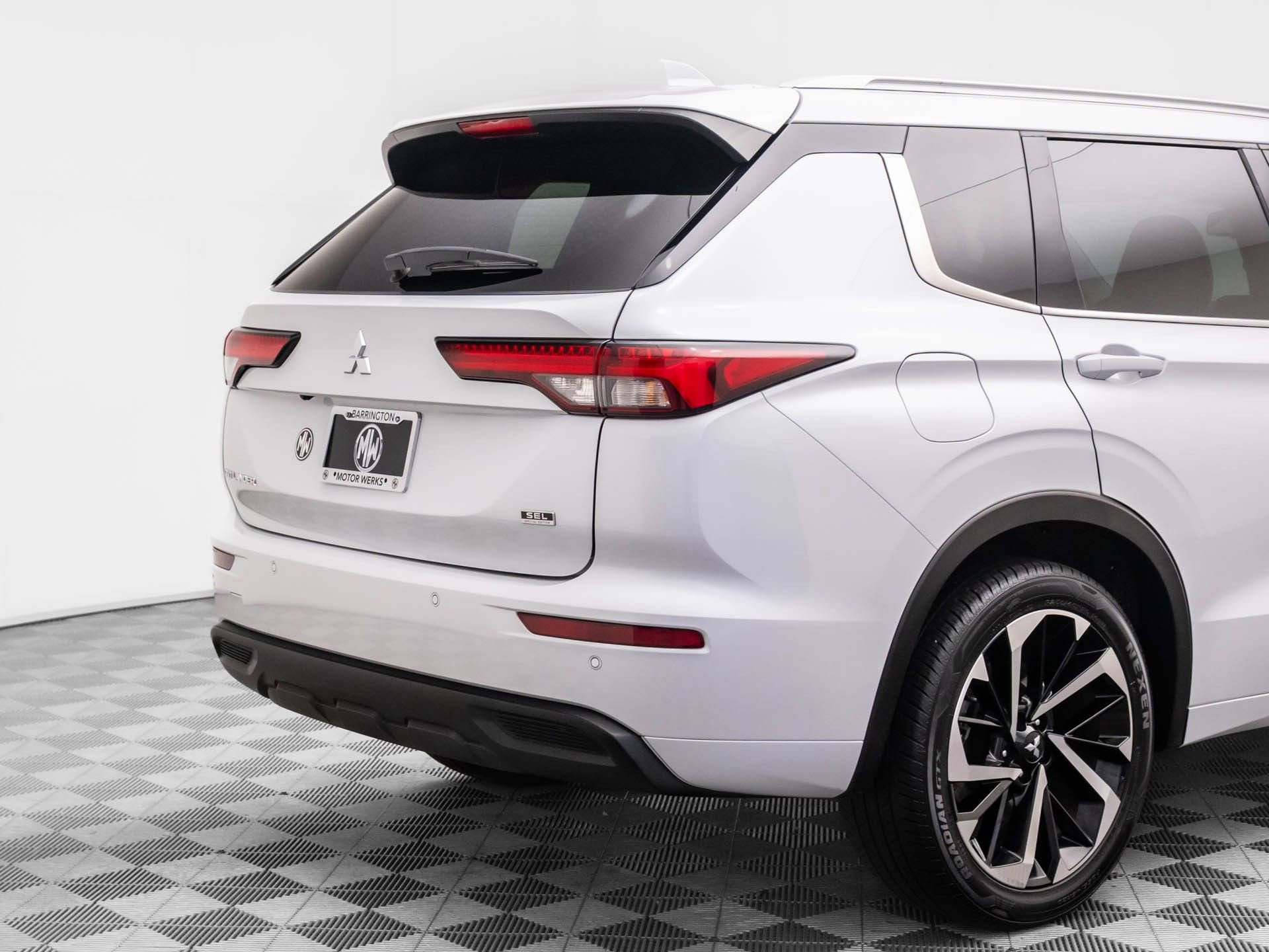 Used 2022 Mitsubishi Outlander SEL image 31