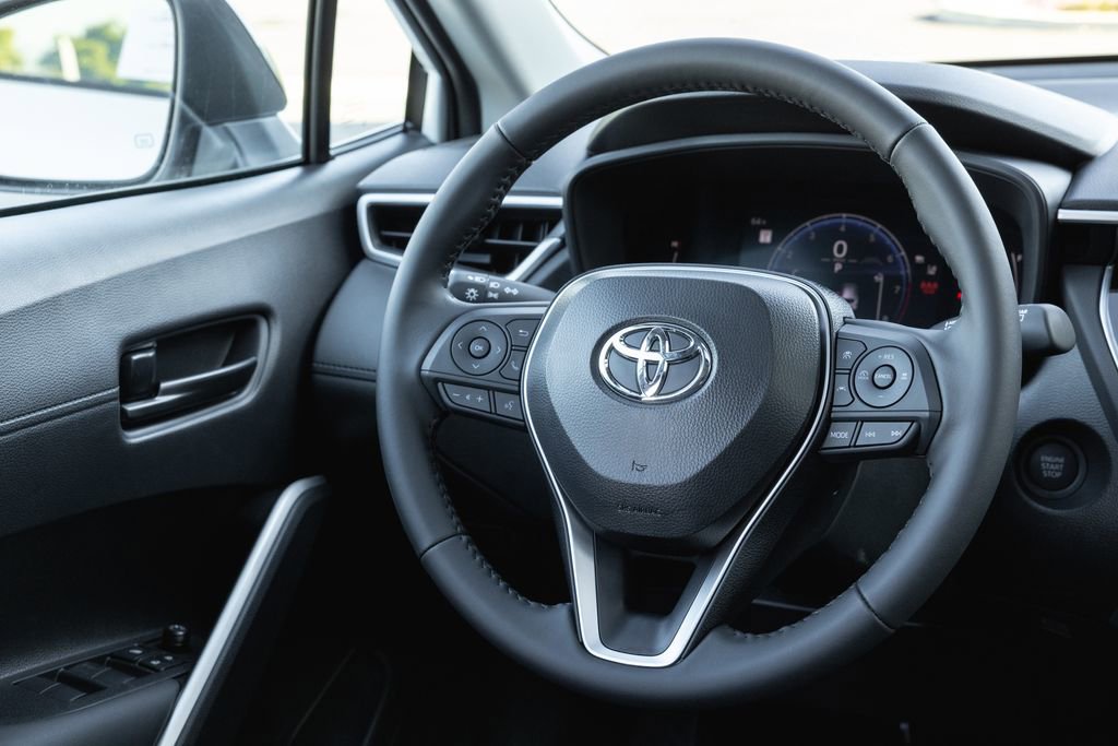 New 2026 Toyota Corolla Cross LE FWD image 13