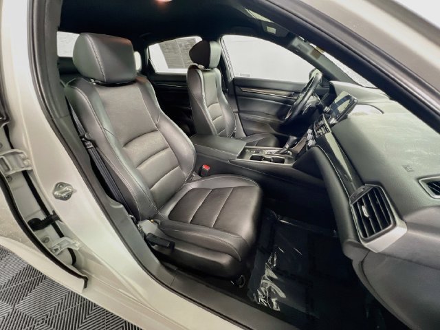 Used 2022 Honda Accord Sport image 30