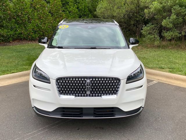 Used 2022 Lincoln Corsair FWD w/ Premium Package image 2