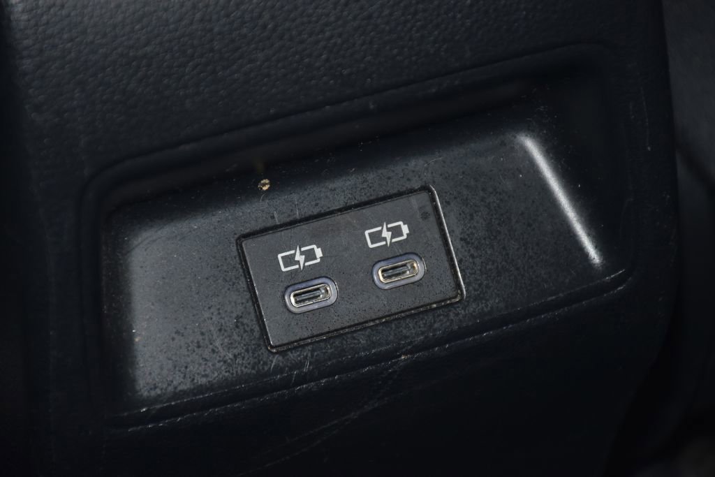 Used 2023 Toyota Corolla LE image 24