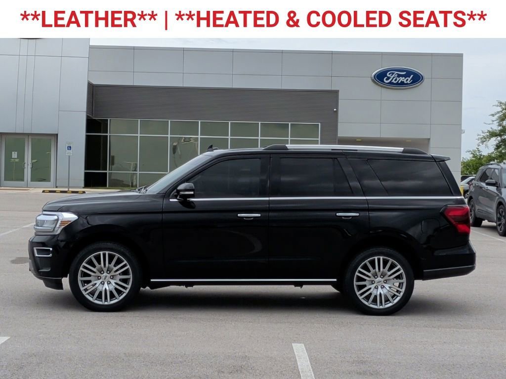 Used 2023 Ford Expedition Limited image 5