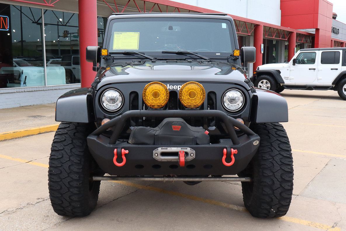 Used 2017 Jeep Wrangler Unlimited Rubicon image 3