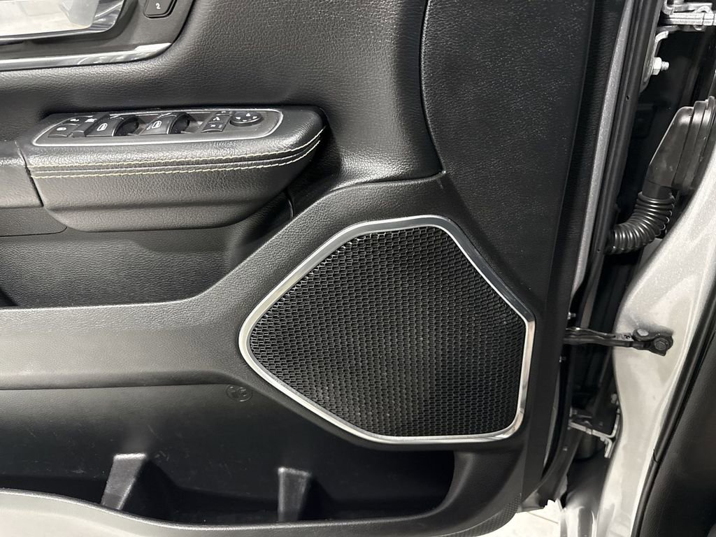 Used 2021 RAM 1500 Laramie AWD/4WD image 25