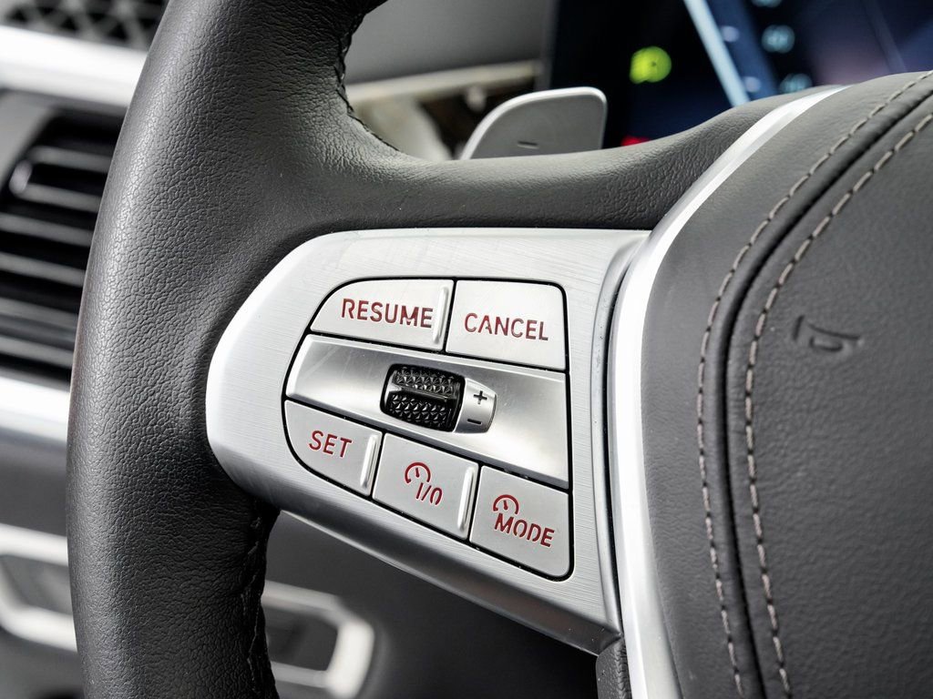 Used 2026 BMW X7 xDrive40i image 13