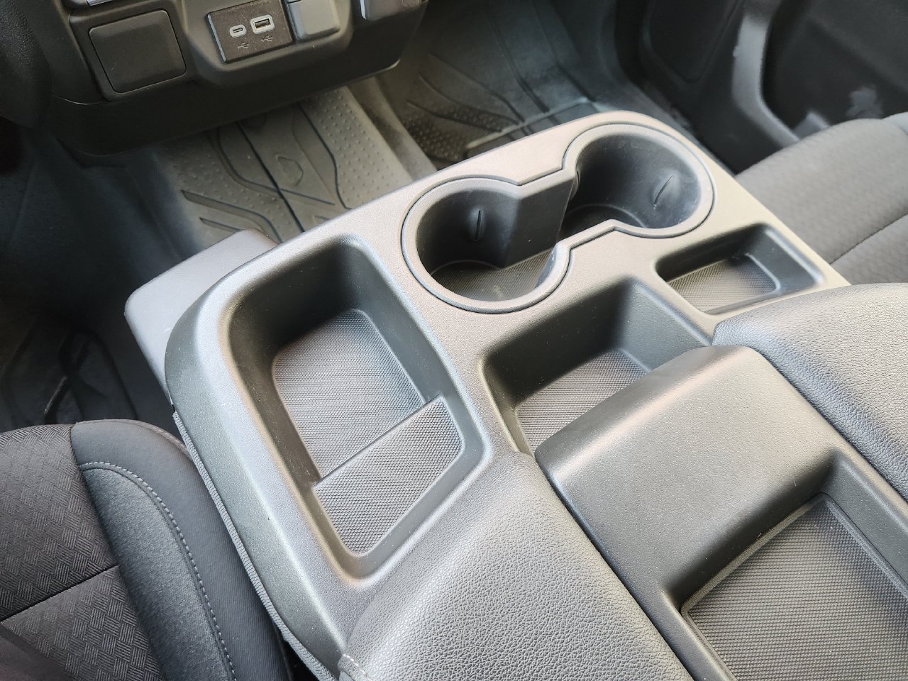 Used 2025 Chevrolet Silverado 1500 Custom w/ Turbomax Blackout Package RWD image 18