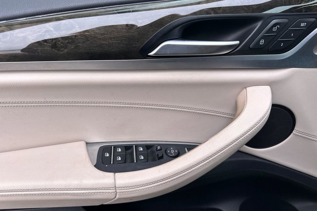 Used 2018 BMW X3 xDrive30i image 10