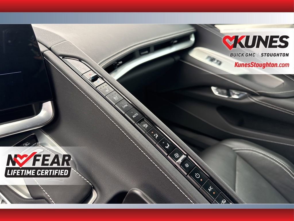 Used 2022 Chevrolet Corvette Stingray Preferred Conv w/ Z51 Performance Package RWD image 40