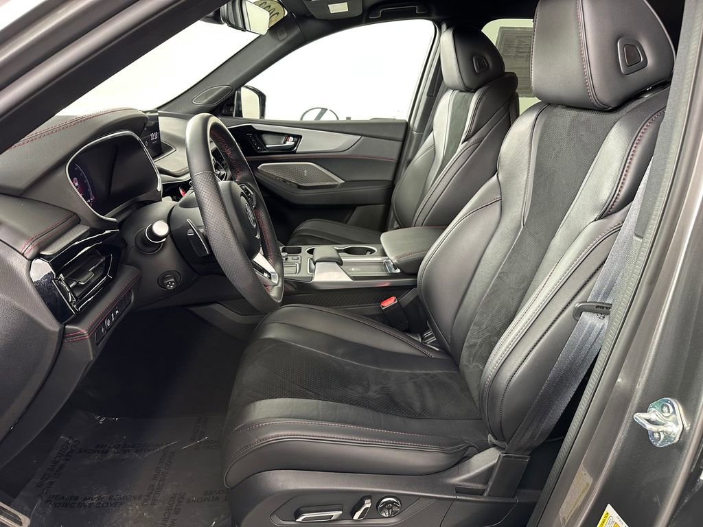 Used 2023 Acura MDX A-Spec image 17