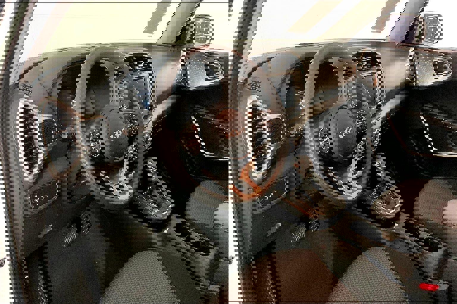 Certified 2025 Kia Soul LX image 14