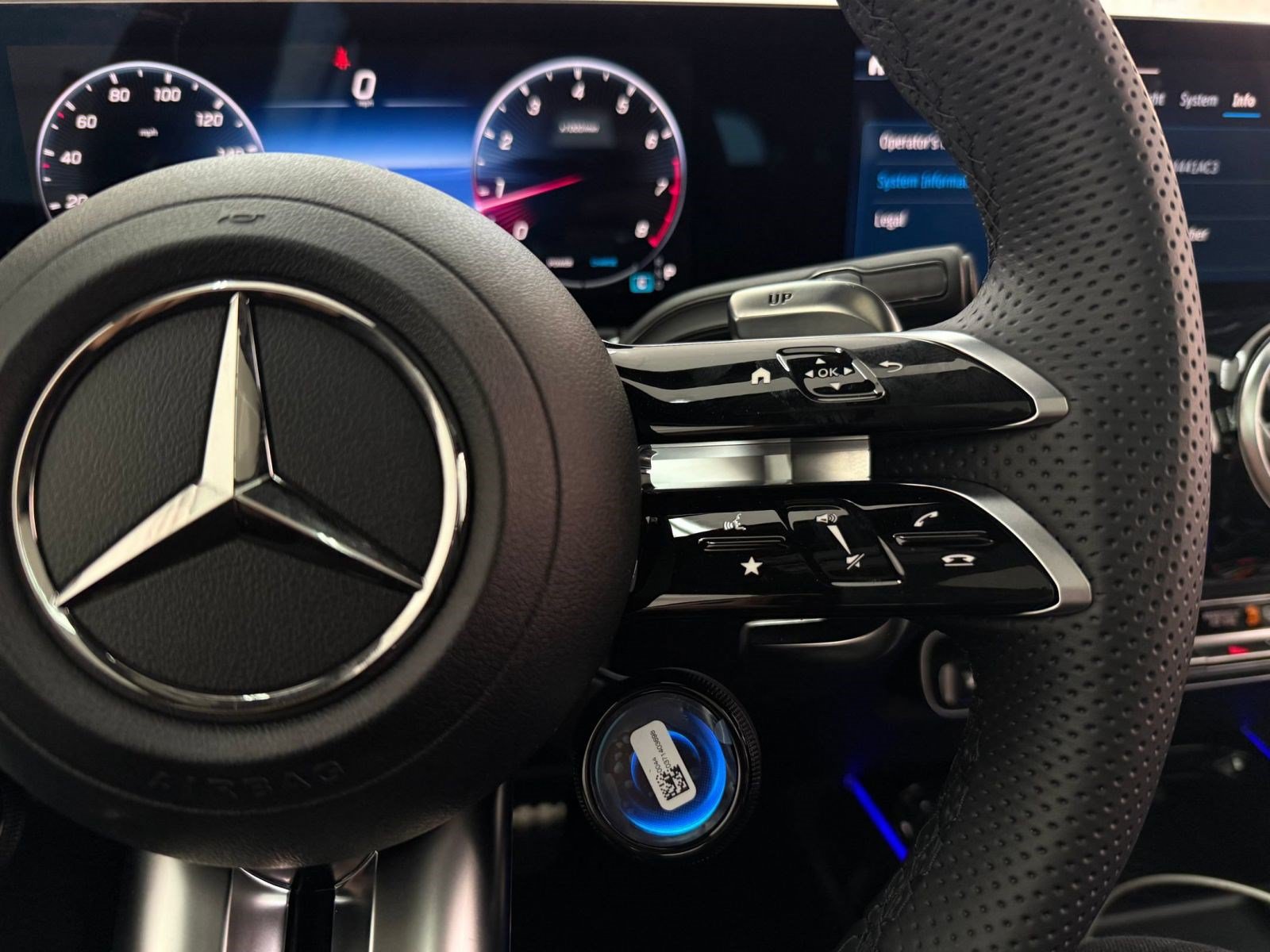 New 2026 Mercedes-Benz GLB 35 AMG 4MATIC image 28
