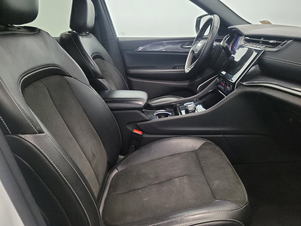 Used 2022 Jeep Grand Cherokee L Laredo image 21