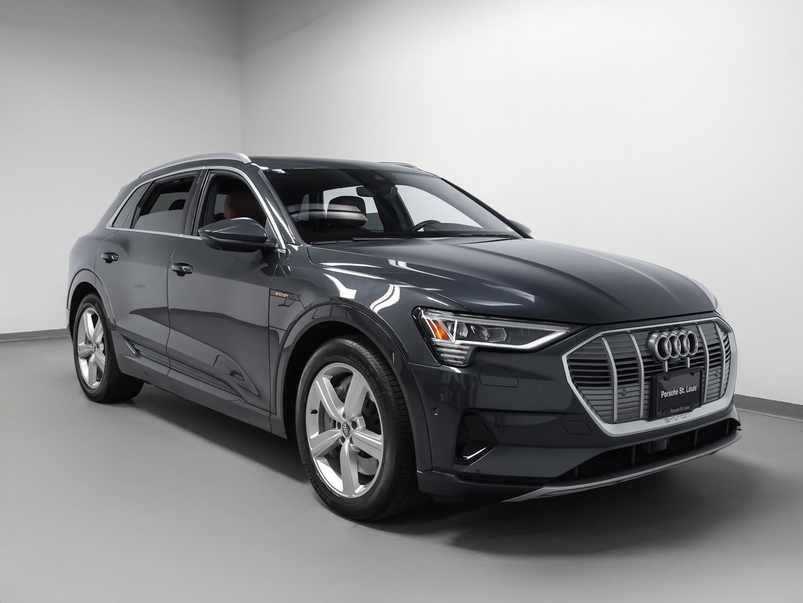 Used 2019 Audi e-tron Prestige AWD/4WD image 10