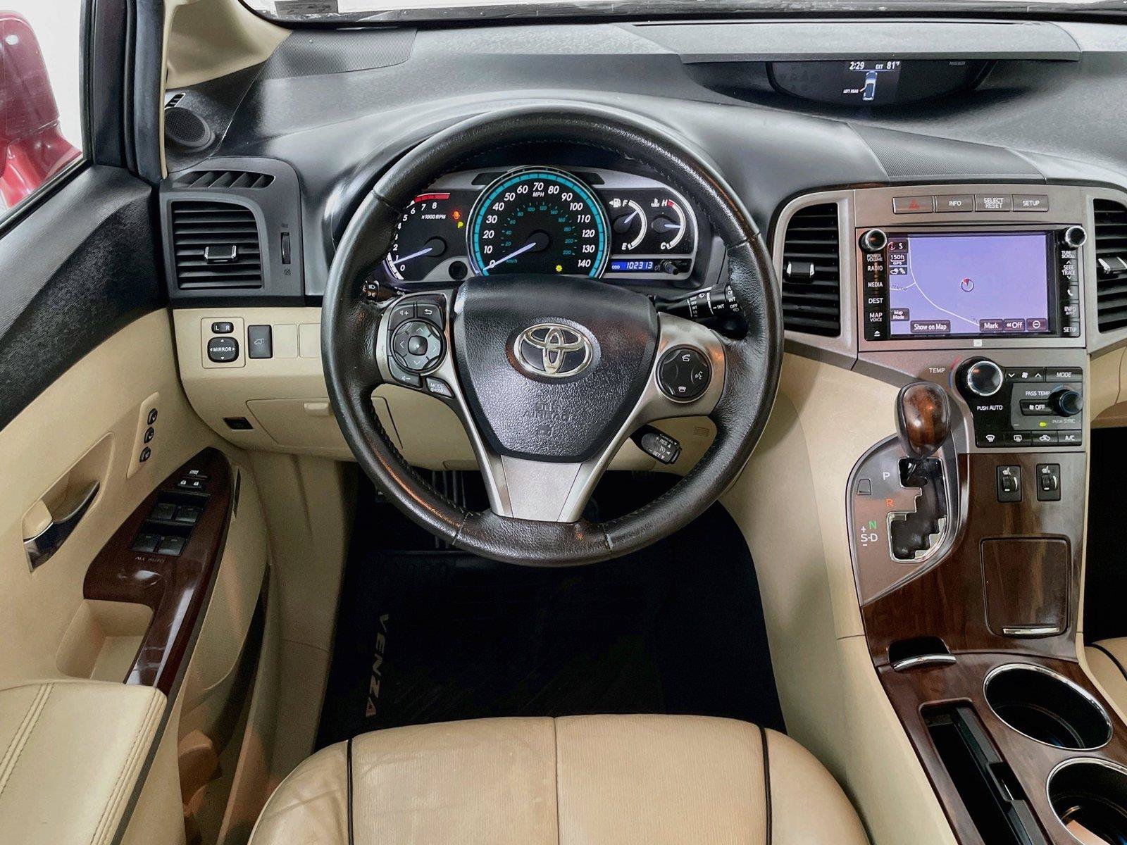 Used 2013 Toyota Venza Limited AWD/4WD image 25