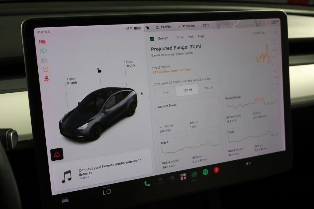 Used 2021 Tesla Model Y Long Range AWD/4WD image 35