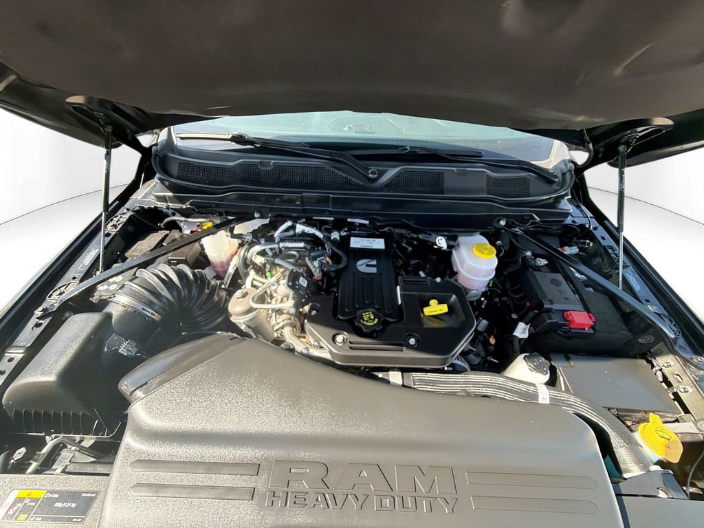 Certified 2026 RAM 3500 Tradesman AWD/4WD image 18