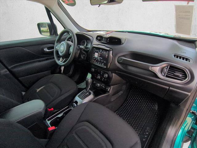 Certified 2022 Jeep Renegade Latitude AWD/4WD image 21