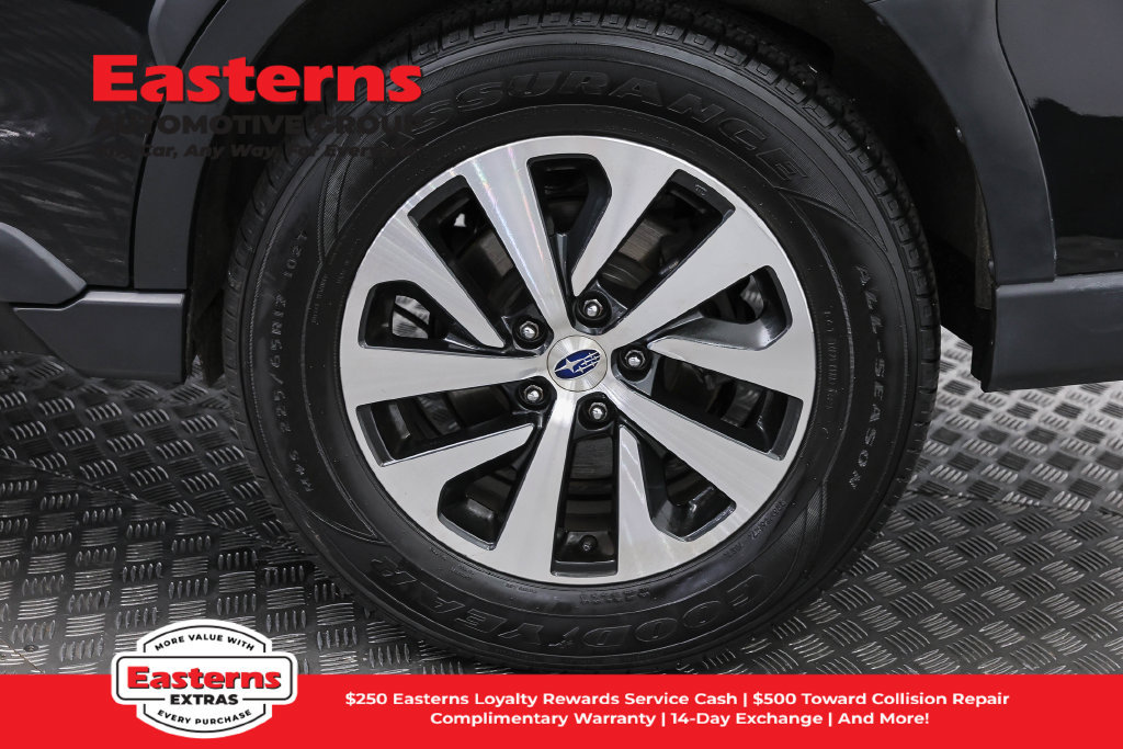Used 2023 Subaru Outback Premium AWD/4WD image 32