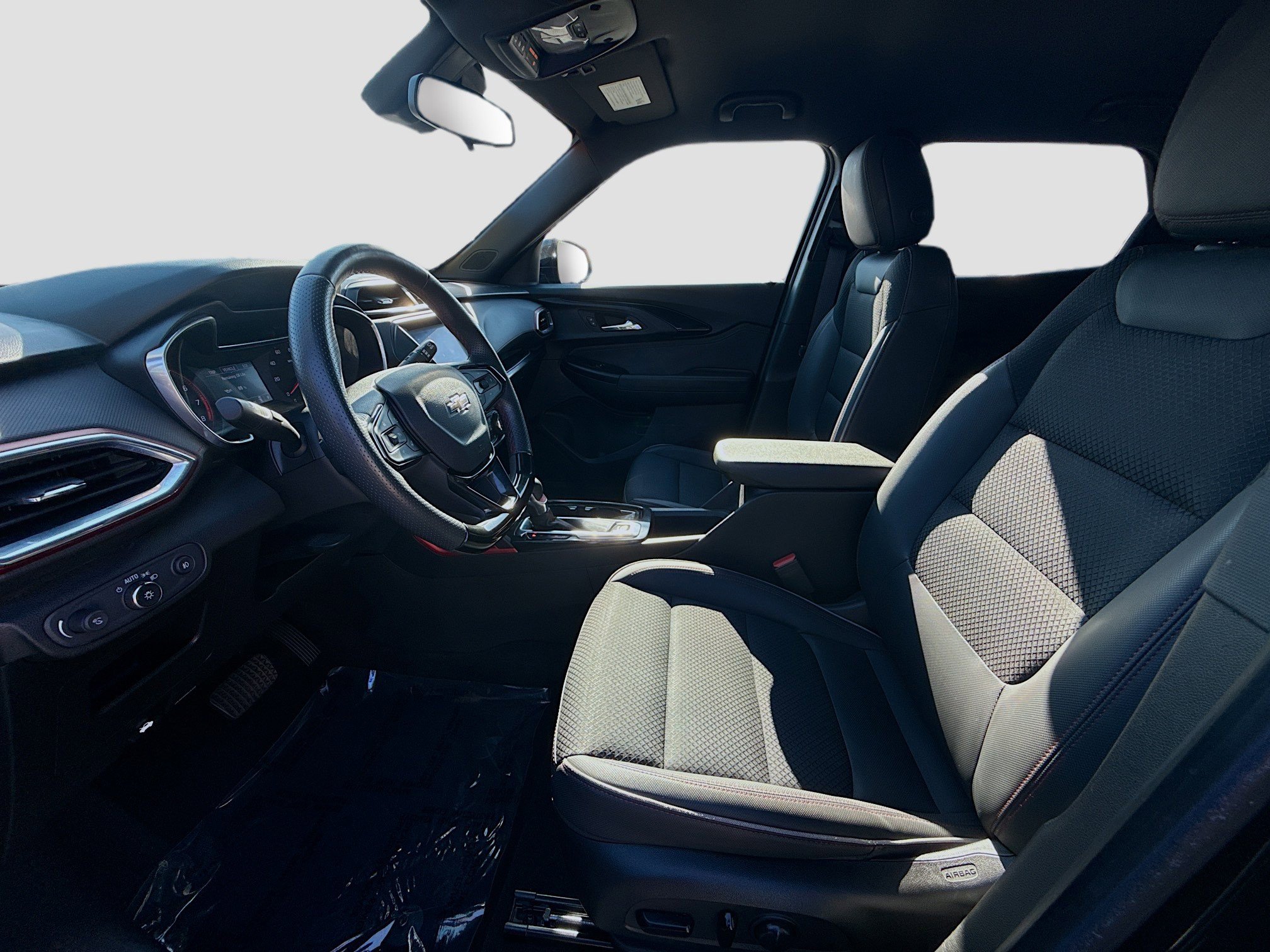 Used 2022 Chevrolet TrailBlazer RS image 18