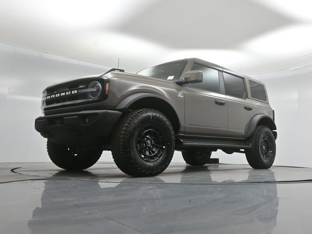 New 2026 Ford Bronco Outer Banks w/ Sasquatch Package image 43