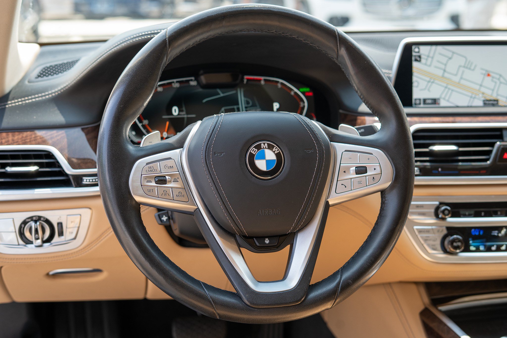 Used 2022 BMW 750i xDrive w/ Executive Package AWD/4WD image 19