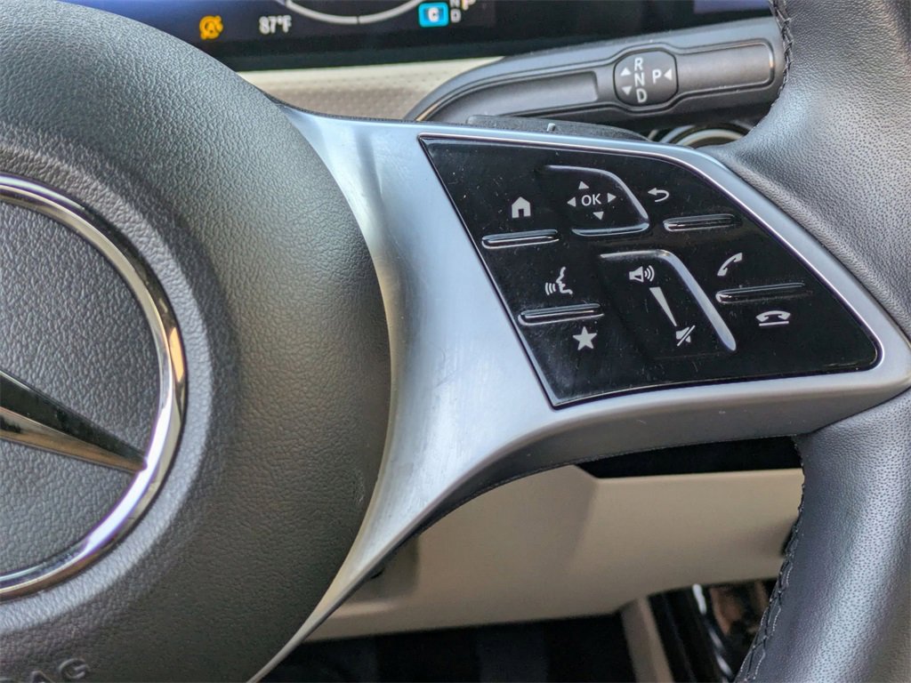 Used 2025 Mercedes-Benz CLA 250 image 21