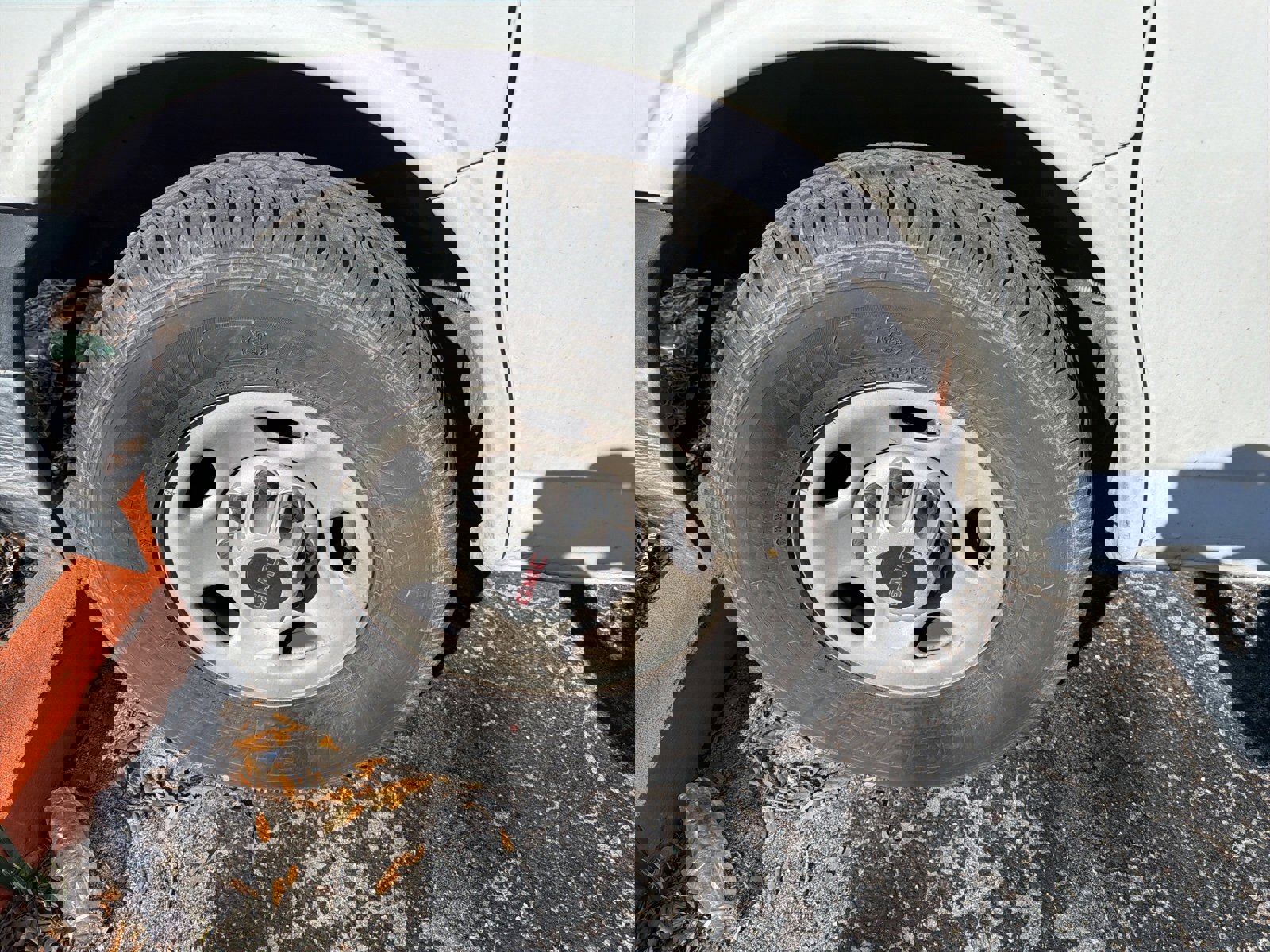 Used 2023 GMC Savana 3500 w/ Power Convenience Package image 4