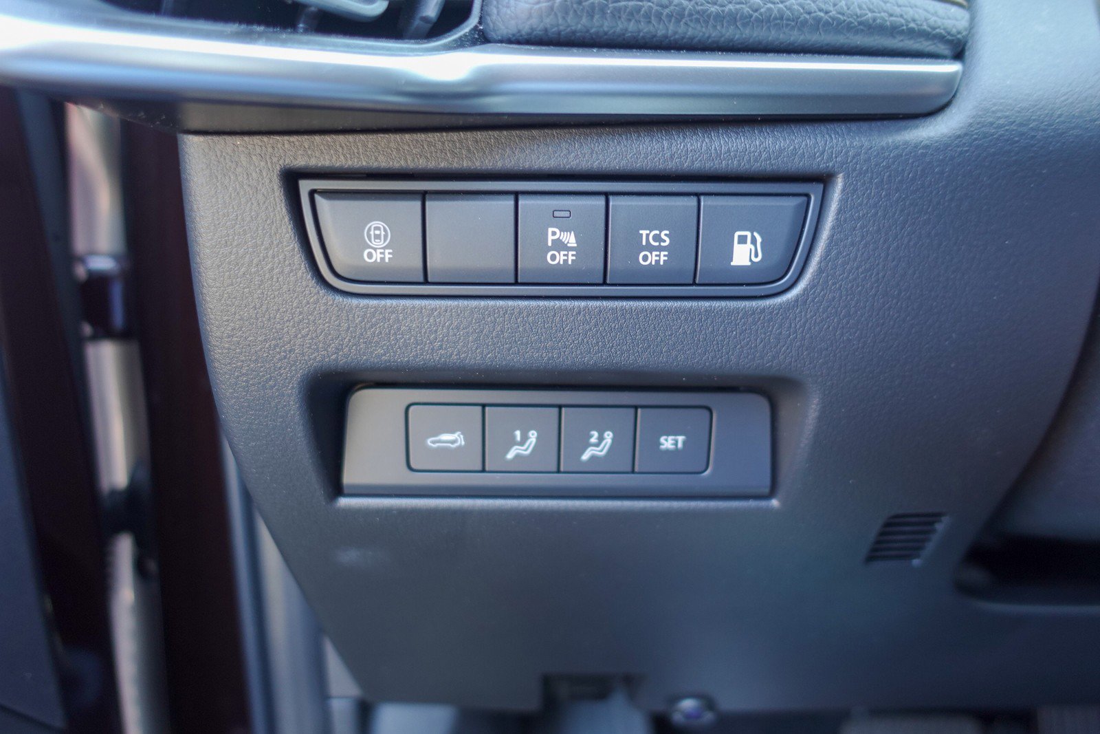 Certified 2024 MAZDA CX-90 Plug-In Hybrid w/ Premium Pkg image 13