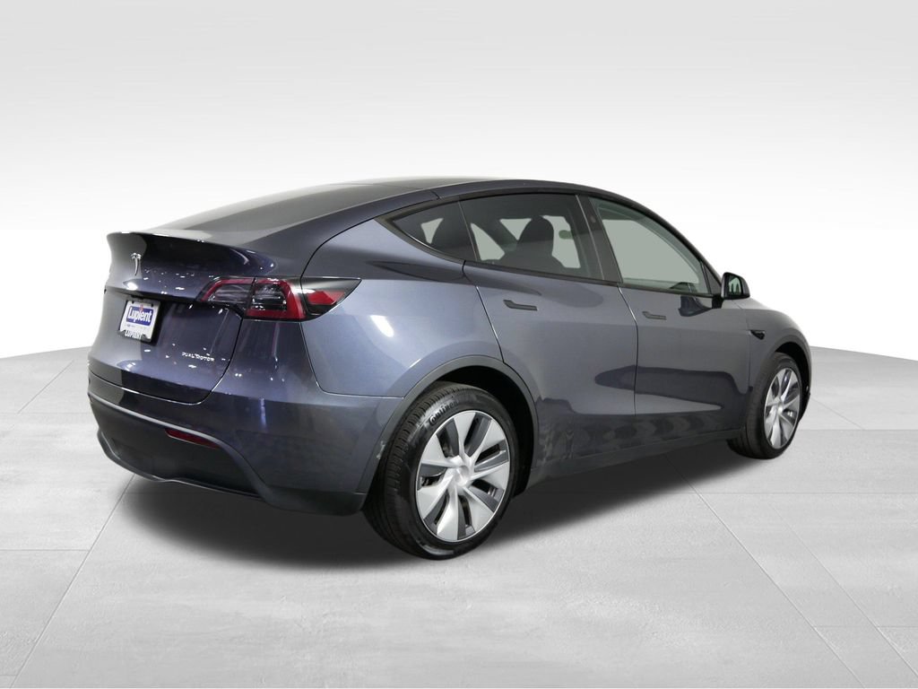 Used 2023 Tesla Model Y Long Range AWD/4WD image 10