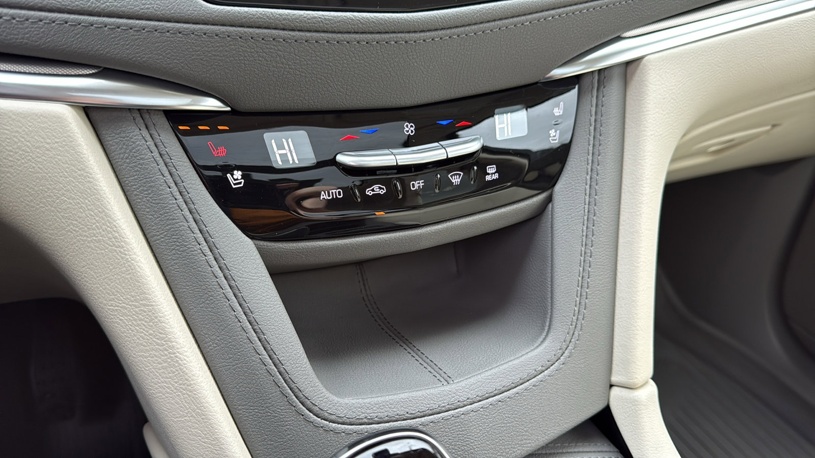 New 2026 Cadillac XT5 Premium Luxury w/ Driver Assist Package image 22