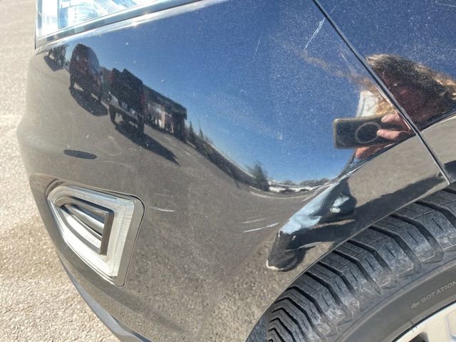 Used 2016 Ford Edge Titanium image 7