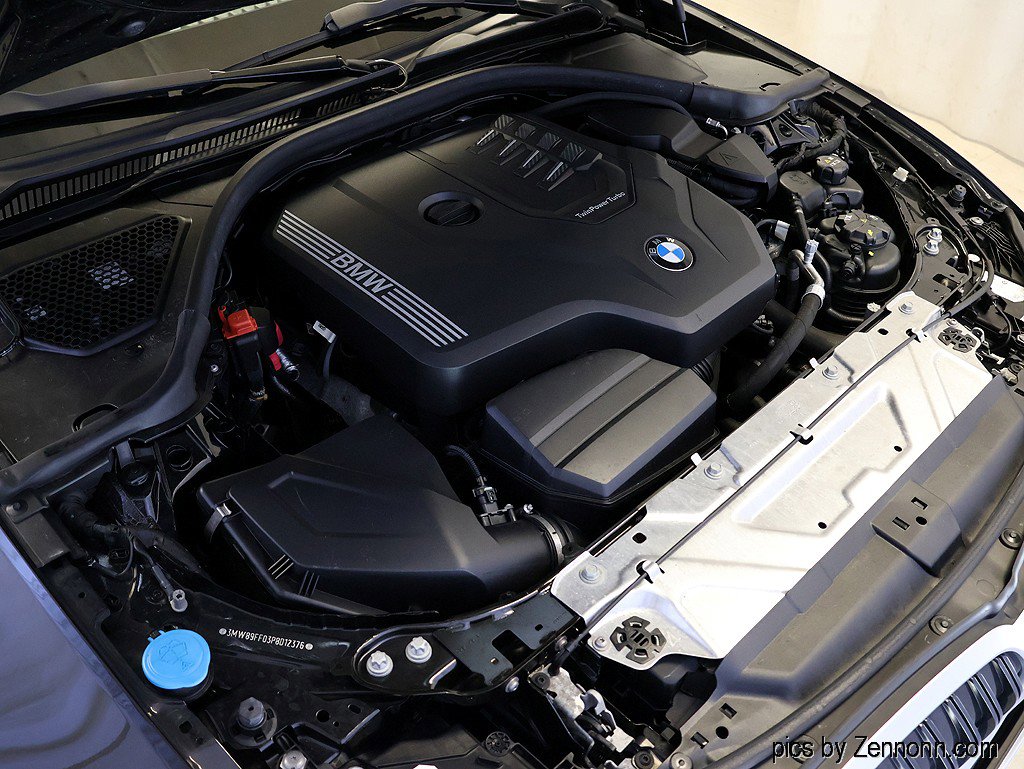 Certified 2023 BMW 330i xDrive Sedan w/ Driving Assistance Package image 34