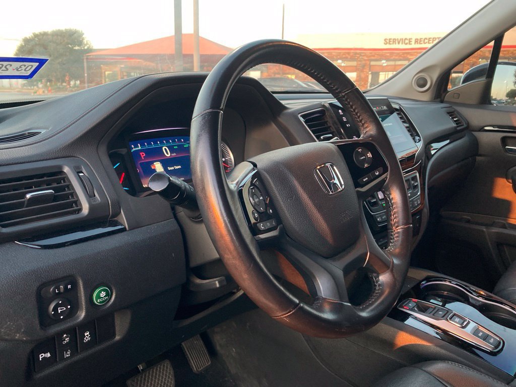 Used 2021 Honda Pilot Touring image 8