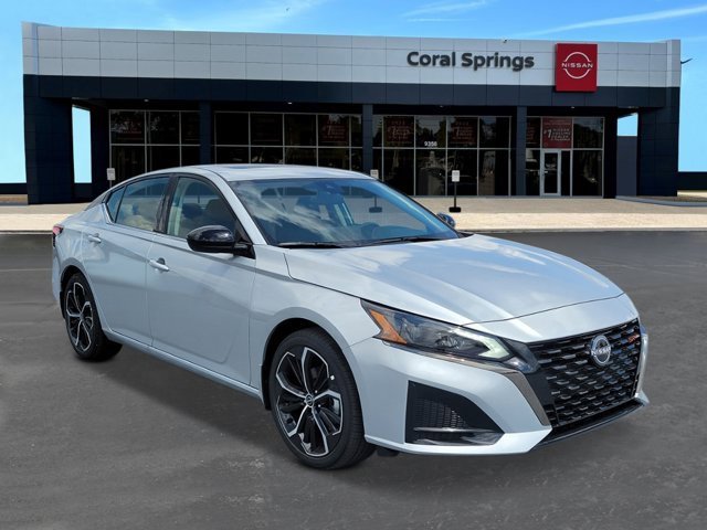 New 2025 Nissan Altima 2.5 SR w/ SR Premium Package image 7