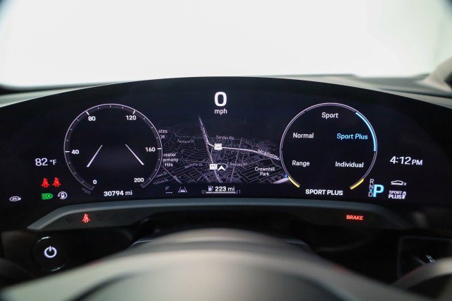 Used 2021 Porsche Taycan 4S w/ Premium Package image 12