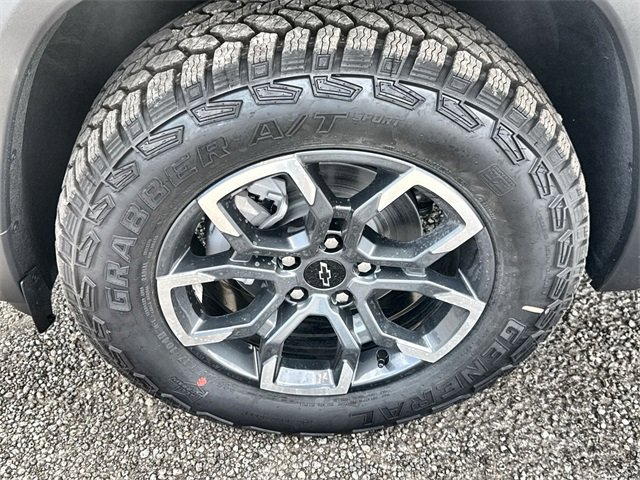 New 2026 Chevrolet Equinox ACTIV w/ Convenience Package III image 32