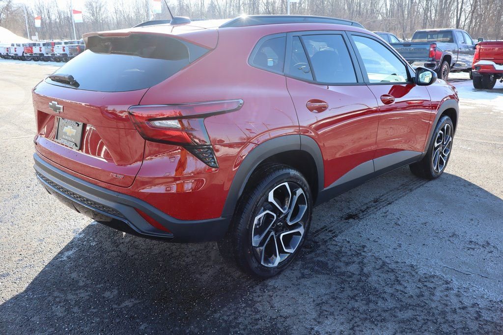 New 2026 Chevrolet Trax RS w/ Driver Confidence Package image 25