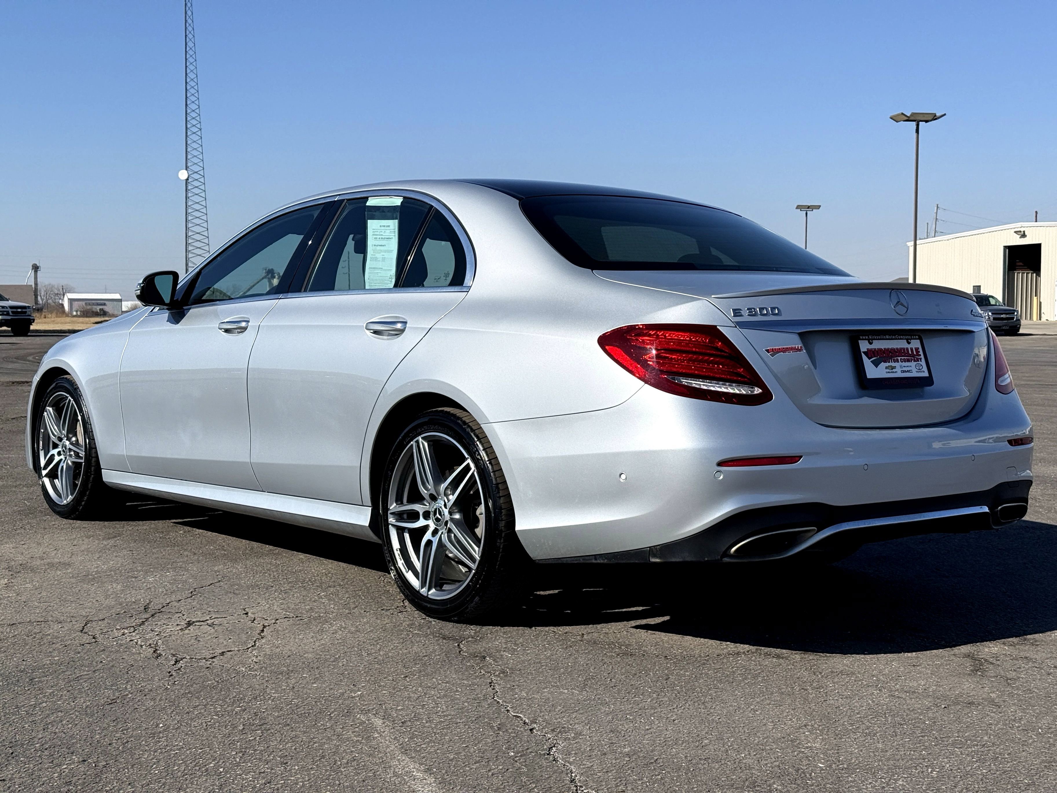 Used 2019 Mercedes-Benz E 300 4MATIC image 6