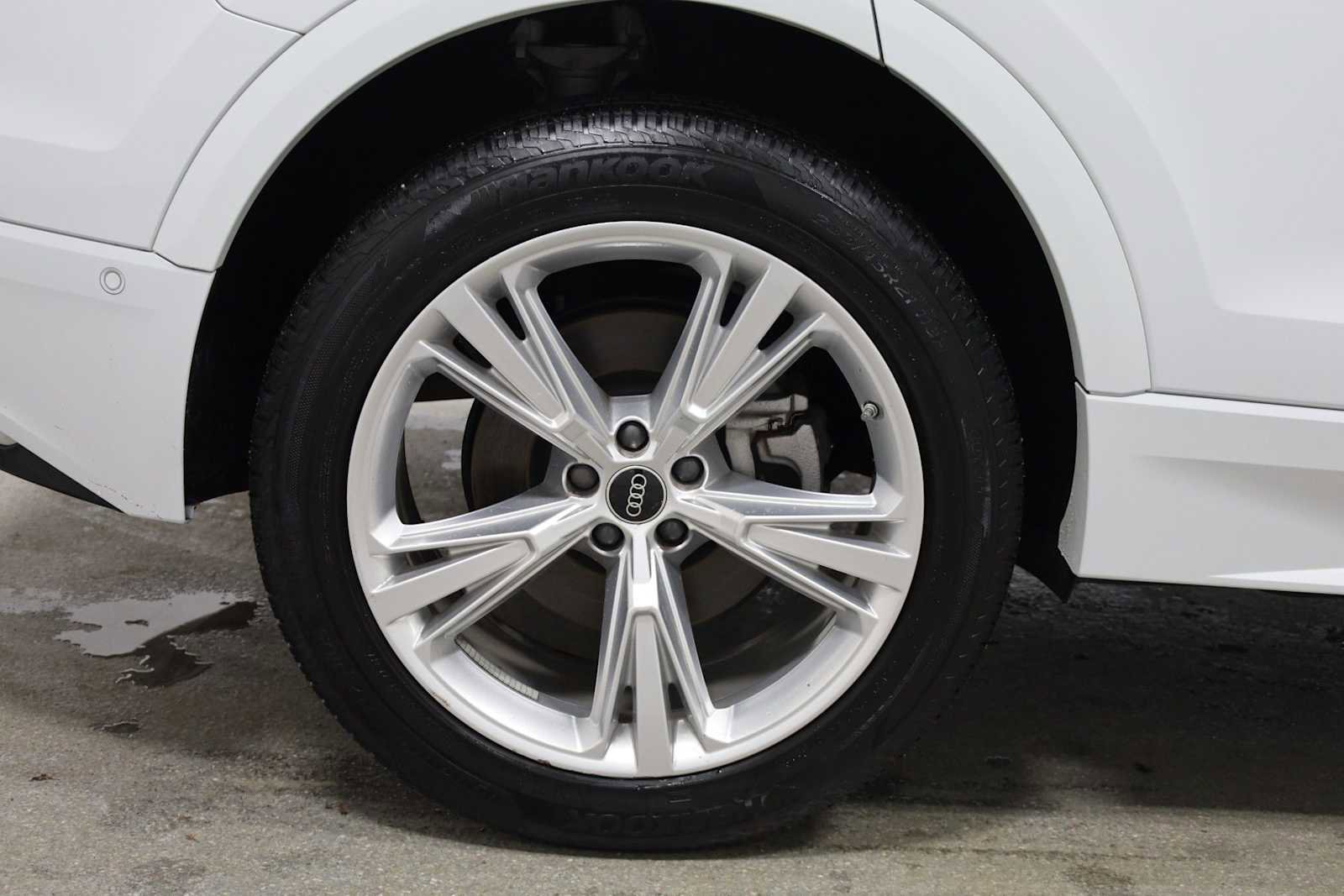 Certified 2023 Audi Q8 Premium Plus w/ Premium Plus Package image 35