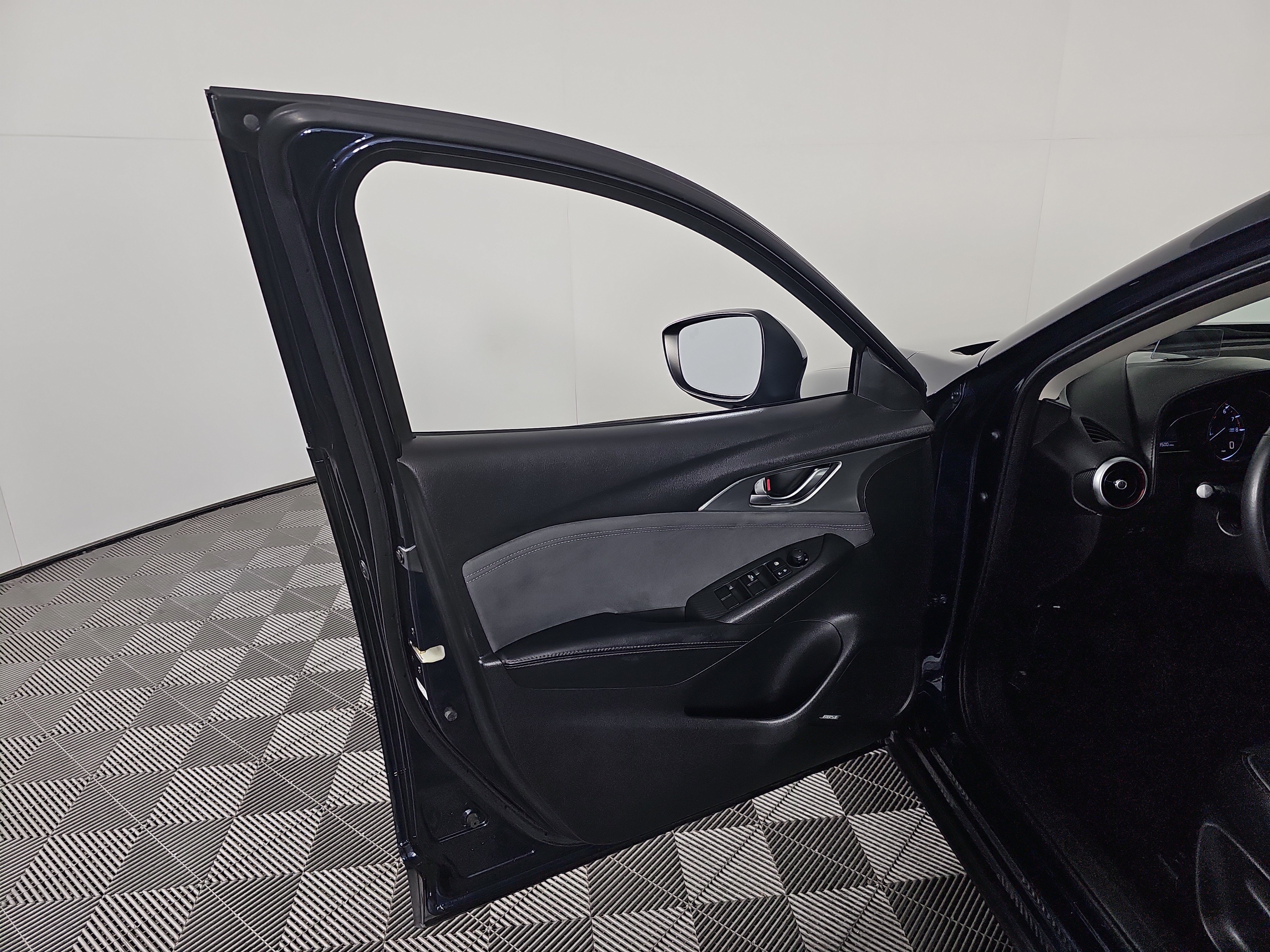 Used 2019 MAZDA CX-3 Grand Touring FWD image 12